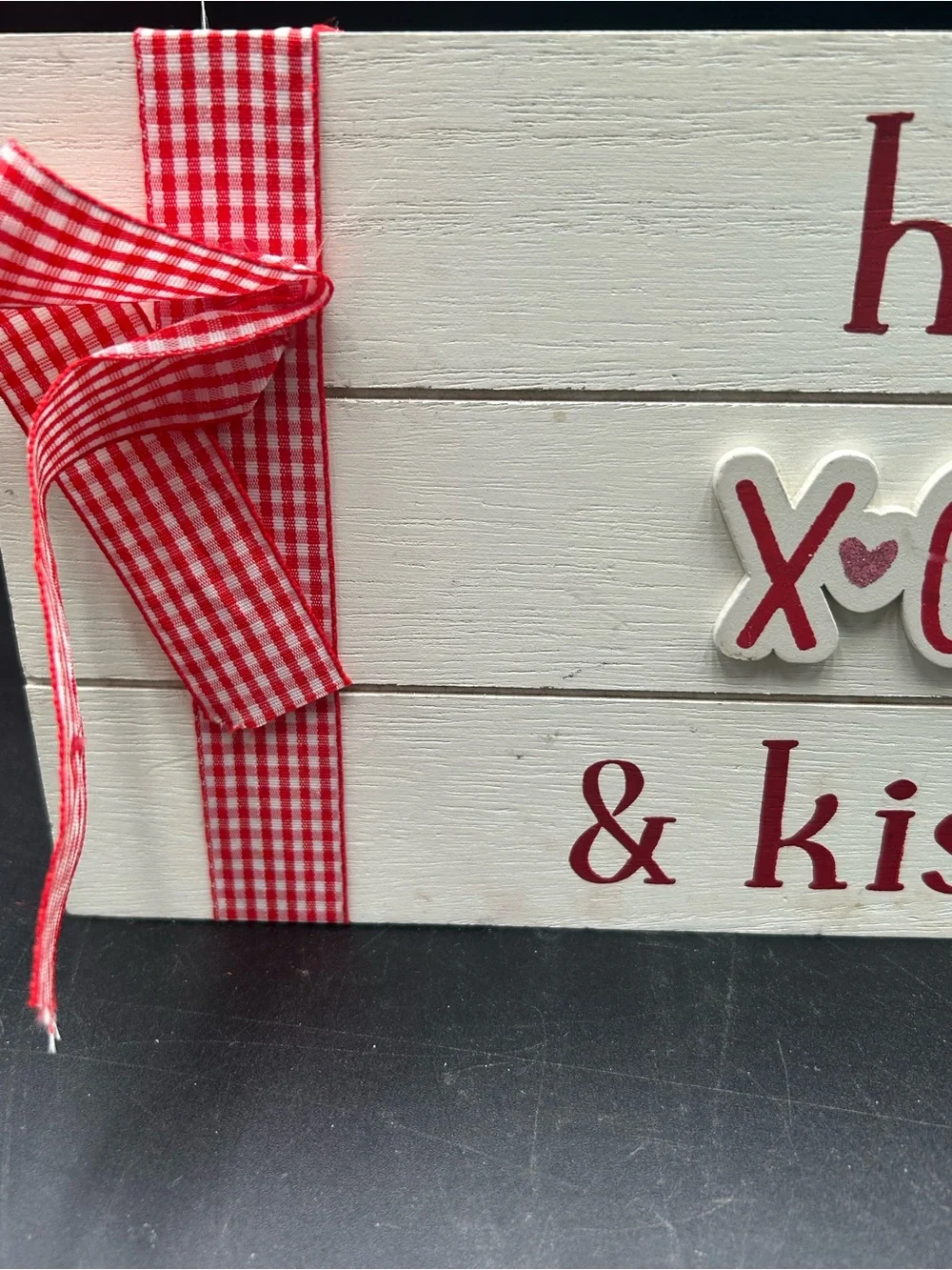 Hugs & Kisses Wooden Sign - Red and White, valentine